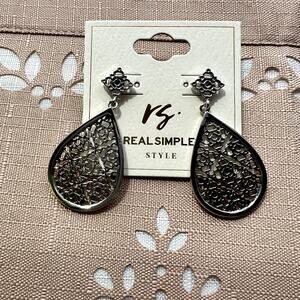 NWT Real Simple Style "Anna" Rhodium Silver Teardrop Dangle Earrings